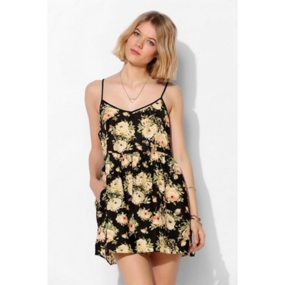 Urban Outfitters Pants - UO Kimchi Blue Romper Shorts Black Floral Small